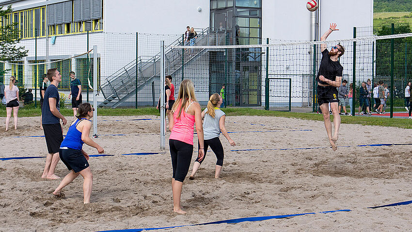 Volleyballturnier während des Sportfests der TH