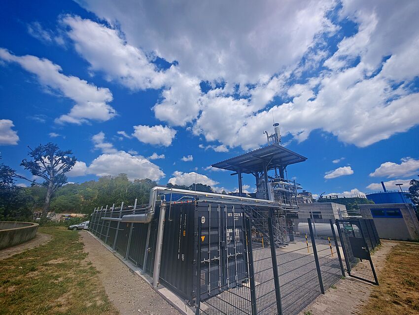 Verbundvorhaben: BioH2 - Klimaneutrale Wärmenutzung und Wasserstofferzeugung aus biogenen Rest- und Abfallstoffen Verbundvorhaben: BioH2 - Klimaneutrale Wärmenutzung und Wasserstofferzeugung aus biogenen Rest- und Abfallstoffen