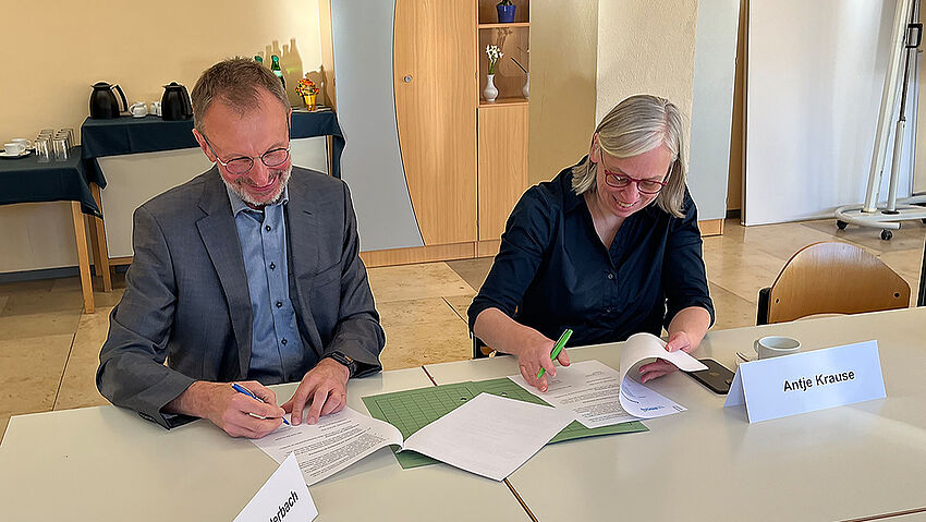 TH Bingen und BBS TGHS Bad Kreuznach besiegeln Kooperation TH Bingen und BBS TGHS Bad Kreuznach besiegeln Kooperation