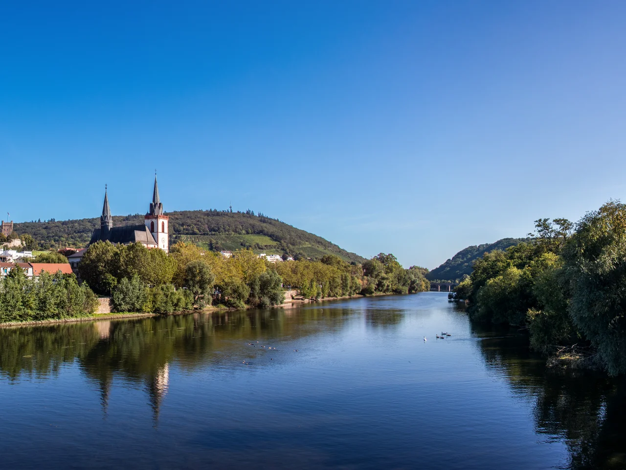 Nahe mit Blick zur Basilika