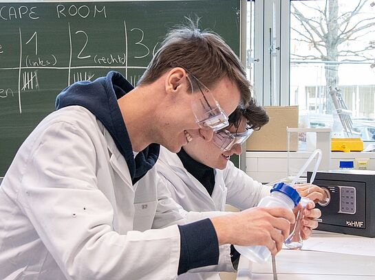 Rätsel im Chemielabor Rätsel im Chemielabor