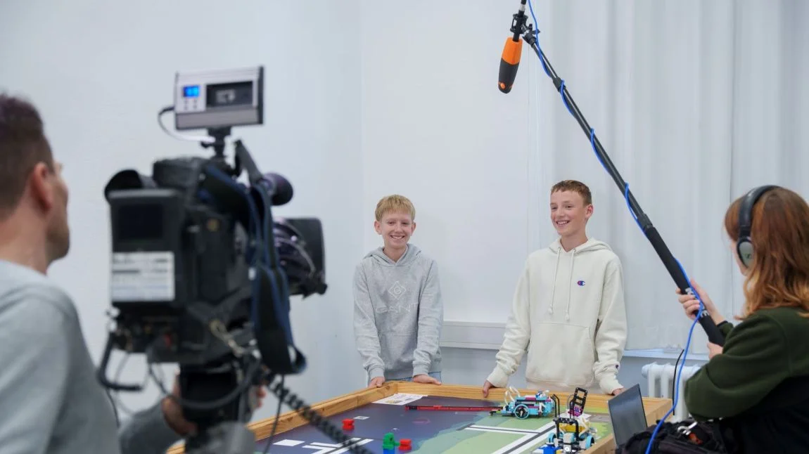 Die Finalisten bei den Fernsehaufnahmen