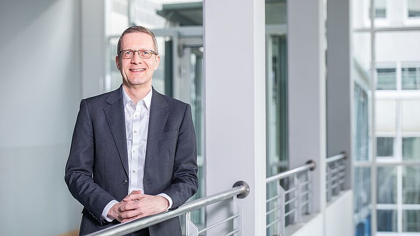 Auch Ingenieur*innen brauchen juristische Kenntnisse Auch Ingenieur*innen brauchen juristische Kenntnisse