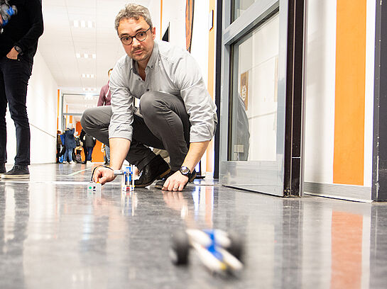 MINTplus schult Lehrerinnen und Lehrer