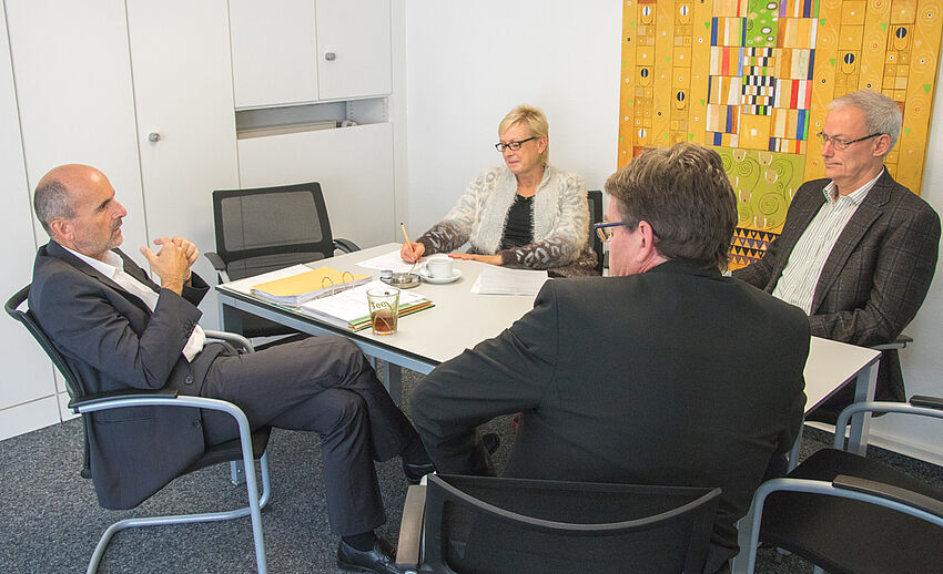 Neu gewählte Landrätin zu Gast an der TH Bingen